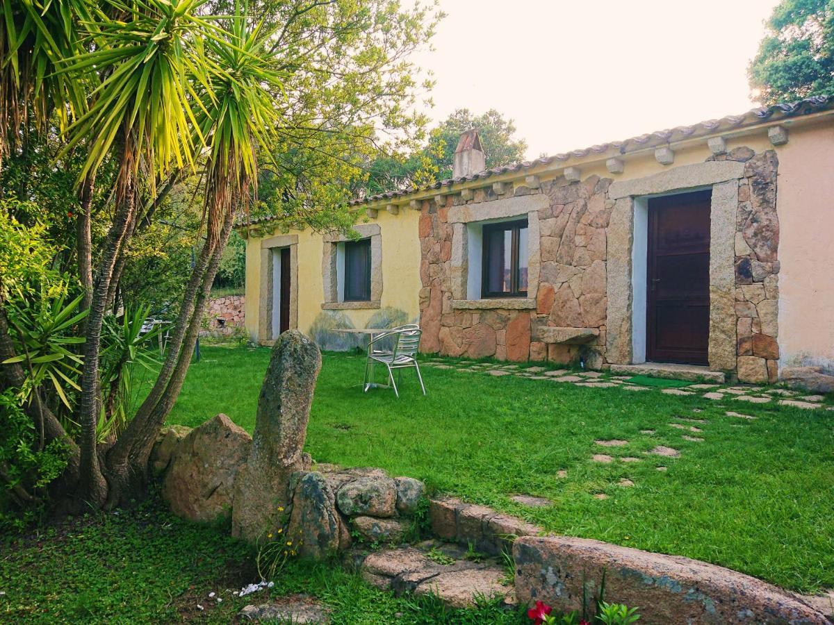 Agriturismo Desole Monti Zewnętrze zdjęcie